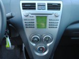 2010 Toyota Yaris Sedan Controls