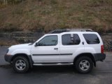 2004 Avalanche White Nissan Xterra XE 4x4 #39388547