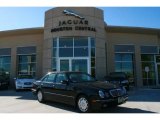 2000 Mercedes-Benz E 320 Sedan