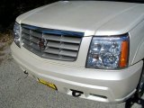 2005 White Diamond Cadillac Escalade  #39502685