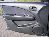 2005 Mitsubishi Outlander LS AWD Door Panel