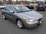 2007 Volvo S60 2.5T AWD Front 3/4 View