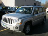 2010 Bright Silver Metallic Jeep Patriot Sport 4x4 #39598558