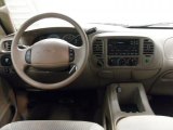 2002 Ford Expedition XLT 4x4 Dashboard