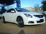 2010 Nissan Altima 3.5 SR Coupe Front 3/4 View