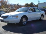 2002 White Pearescent Tri-Coat Lincoln Continental  #39739047