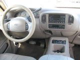 2002 Ford Expedition Eddie Bauer Dashboard