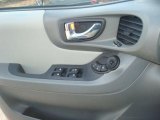 2005 Hyundai Santa Fe GLS Door Panel