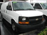 2004 Summit White Chevrolet Express 1500 Cargo Van #39740882