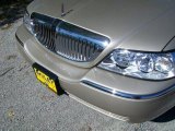 2011 Lincoln Town Car Signature Limited