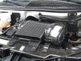 2004 Chevrolet Express 3500 Cutaway Moving Van 6.0 Liter OHV 16-Valve Vortec V8 Engine