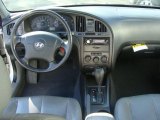 2004 Hyundai Elantra GT Sedan Dashboard