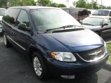 2002 Patriot Blue Pearlcoat Chrysler Town & Country LXi #39740644