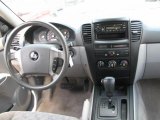 2005 Kia Sorento LX 4WD Dashboard