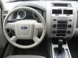 2008 Ford Escape XLT 4WD Dashboard