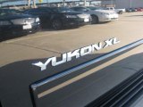 2011 GMC Yukon XL SLT 4x4 Marks and Logos