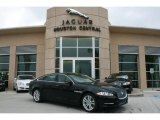 2011 Ultimate Black Metallic Jaguar XJ XJL #39944002