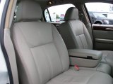 2006 Lincoln Town Car Signature Limited Medium Light Stone Interior