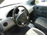 2004 Chevrolet Aveo Hatchback Gray Interior