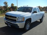 2011 Chevrolet Silverado 2500HD Extended Cab 4x4 Front 3/4 View