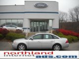 2005 Silver Frost Metallic Ford Five Hundred SE #40218491