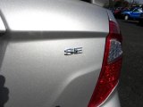 2011 Ford Fusion SE Marks and Logos
