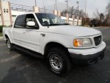 2001 Ford F150 XLT SuperCrew 4x4 Front 3/4 View