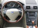 2010 Volvo XC90 V8 AWD Dashboard