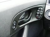 2005 Ford Focus ZX5 SE Hatchback Controls