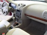 2004 Chevrolet Malibu Maxx LT Wagon Neutral Interior