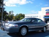 2005 Norsea Blue Metallic Lincoln Town Car Signature Limited #40410164