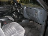 2001 Chevrolet Blazer LS 4x4 Dashboard