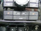 2009 Ford Escape Hybrid Limited 4WD Controls