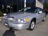 1999 Silver Frost Metallic Lincoln Town Car Signature #40479660