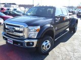 2011 Ford F450 Super Duty Lariat Crew Cab 4x4 Dually Front 3/4 View