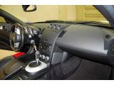 2007 Nissan 350Z Touring Coupe Dashboard