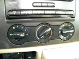 2005 Ford F350 Super Duty XL Regular Cab Chassis Controls