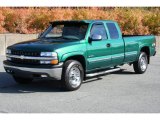 2000 Chevrolet Silverado 2500 LT Extended Cab 4x4 Front 3/4 View