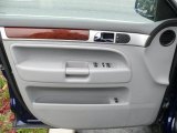2006 Volkswagen Touareg V6 Door Panel