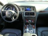 2010 Audi Q7 3.0 TDI quattro Dashboard