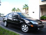 2002 Ford Focus ZTS Sedan Front 3/4 View