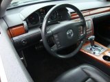 2005 Volkswagen Phaeton V8 4Motion Sedan Anthracite Interior