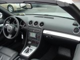 2007 Audi A4 2.0T quattro Cabriolet Dashboard