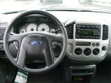 2003 Ford Escape XLT V6 Dashboard