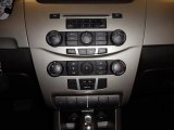 2008 Ford Focus SES Sedan Controls