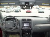 2009 Kia Borrego EX V8 4x4 Dashboard