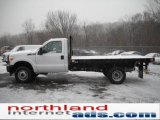 2011 Oxford White Ford F350 Super Duty XL Regular Cab 4x4 Chassis #40879070