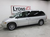 2000 Bright Silver Metallic Chrysler Town & Country Limited #40961574