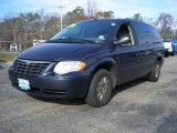 2007 Modern Blue Pearl Chrysler Town & Country LX #40961675