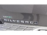 2010 Chevrolet Silverado 1500 LT Extended Cab 4x4 Marks and Logos